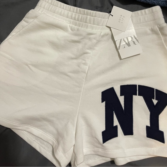 Zara Shorts - Picture 2 of 3
